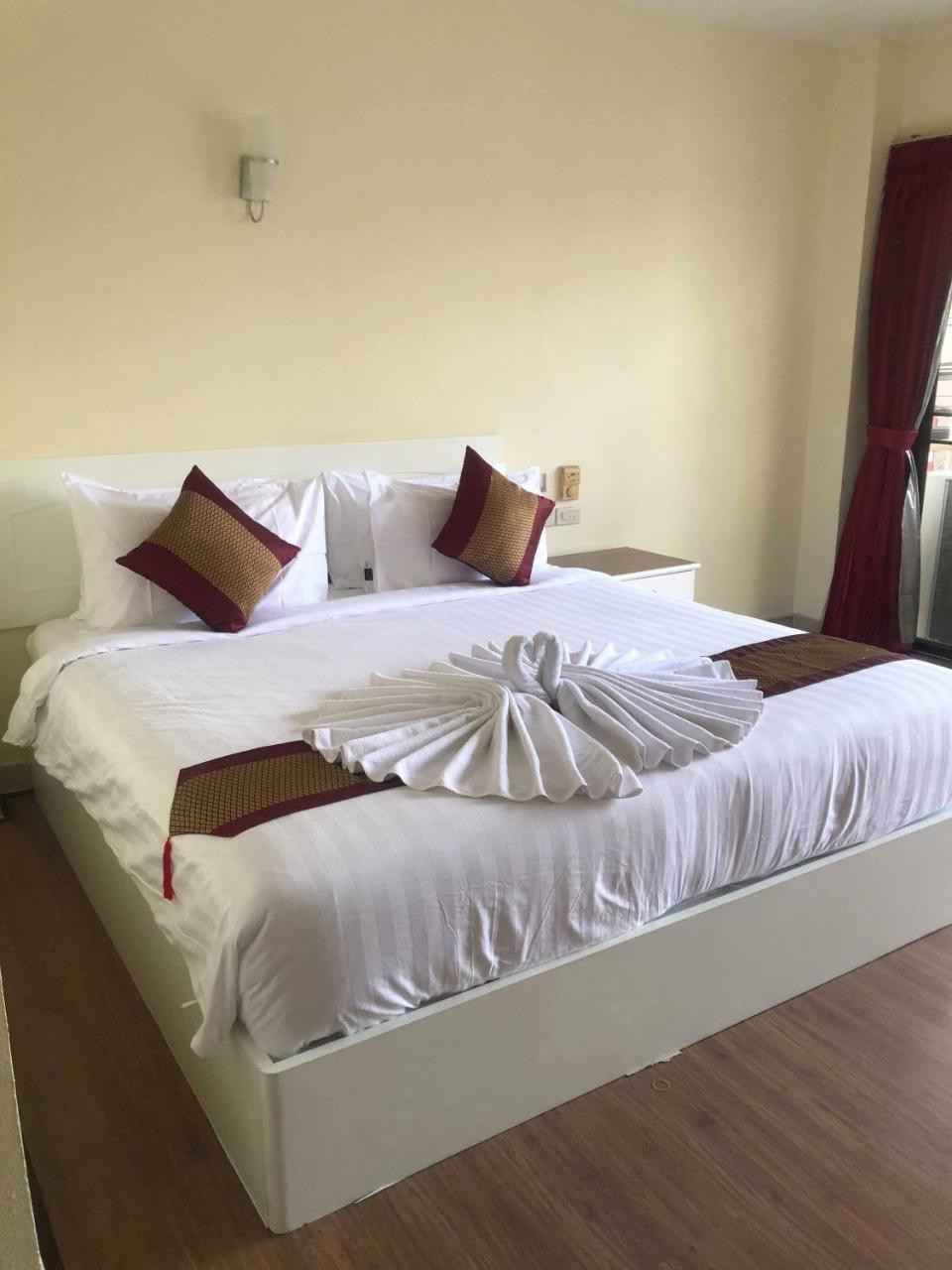 Db Residence Patong Kültér fotó