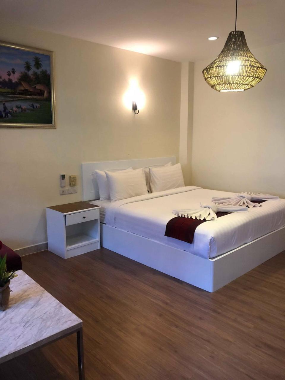 Db Residence Patong Kültér fotó